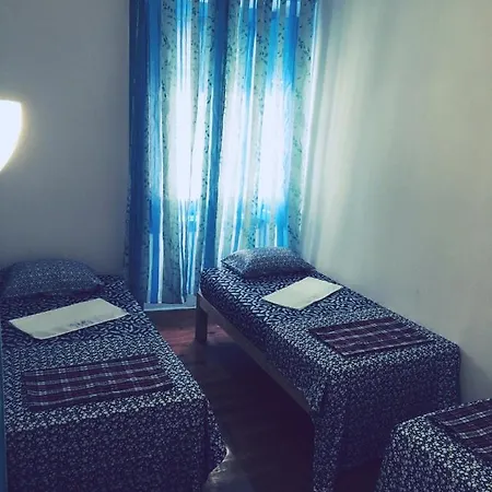 Guest house Lisbangla Salitre *